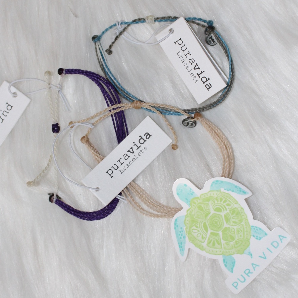 3 Pura Vida, bracelets